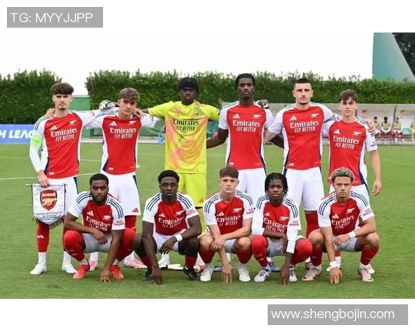 全球足球巨星首发阵容:汇聚传奇与未来之星的梦幻队伍 全球足球巨星首发阵容:汇聚传奇与未来之星的梦幻队伍