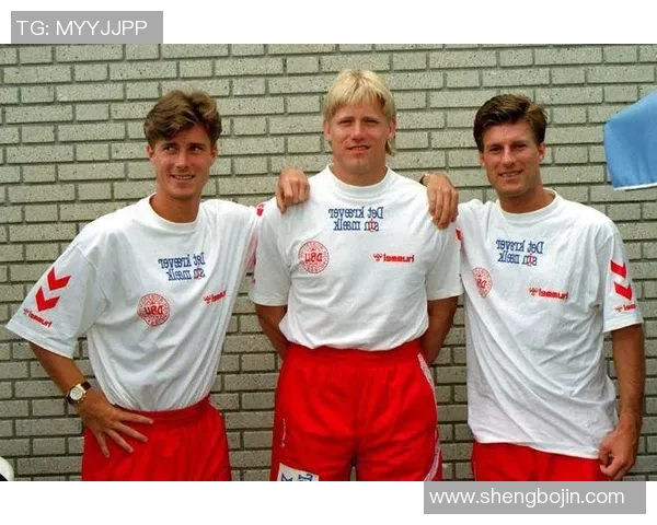 足球球星送球裤事件揭秘 揭开赠送者身份背后的故事