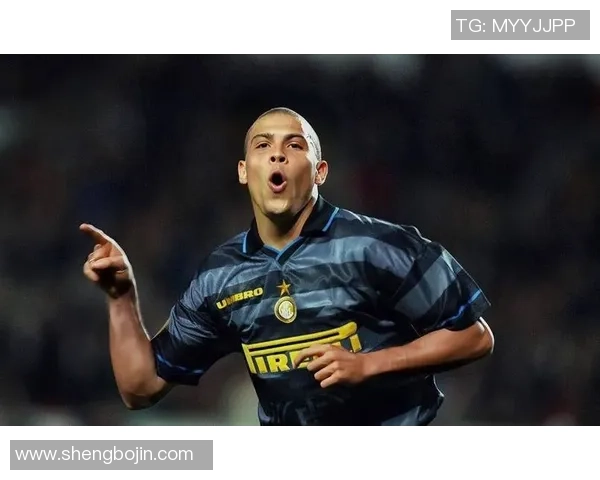 全球十大最受欢迎足球球星排名榜单 盘点球迷心中的传奇人物